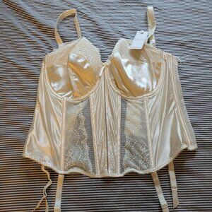 Elomi "Maria" Basque, 38H